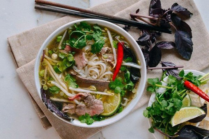 Learn Hanoi’s food heritage with expert insights